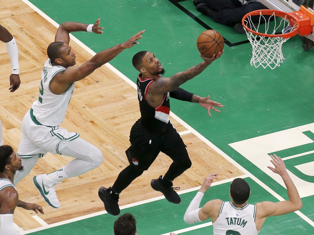 Trail_Blazers_Celtics_Basketball_21469