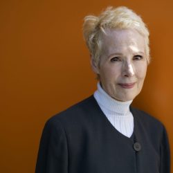 Trump_Columnist_Lawsuit_43216