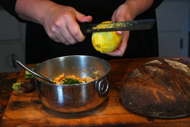 Lemon zest, fennel and cumin add flavor to the chickpea spread. 