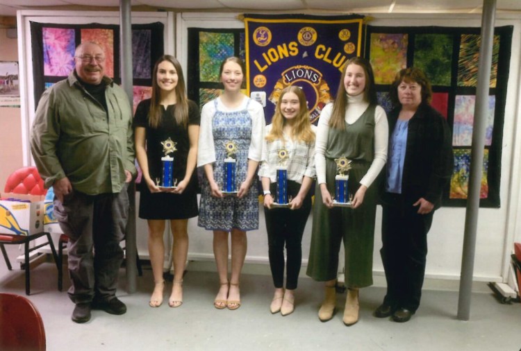 From left are Coach Scott Foyt, Amber Currie, Kaitlin Hunt, Rhayna Poulin, Natalie Grandahl and Coach Cathy Foyt.