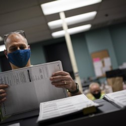 US_Election_2020_Wisconsin_Voting_41369