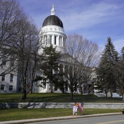 Biden_Inauguration_Maine_99377