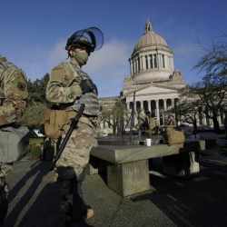 Capitol_Breach_Statehouses_87016