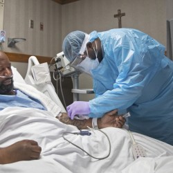 Virus Outbreak Unvaccinated Regret