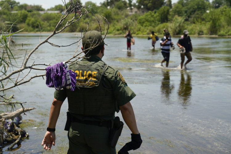 Asylum Waiting in Mexico