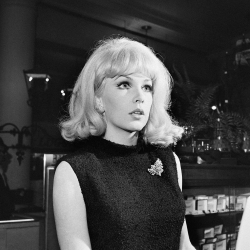 Obit Stella Stevens