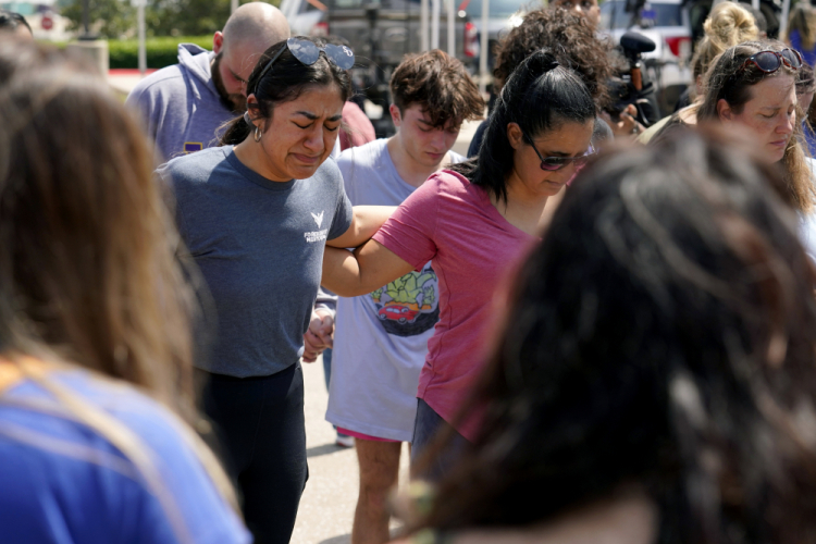 APTOPIX Mall Shooting Texas