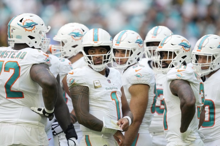 Raiders Dolphins Football